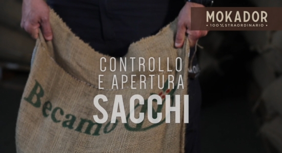 Controllo e Apertura Sacchi